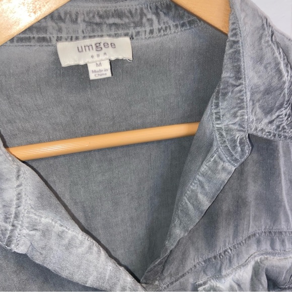 Umgee Distressed Buttondown Shirt - Picture 2 of 5